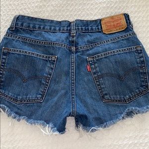 Levi jean shorts
